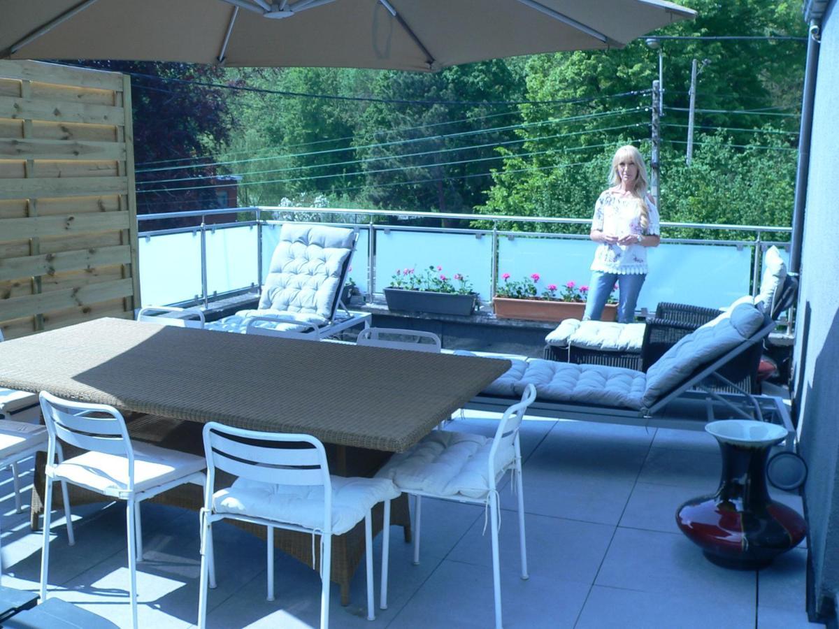 Liege 4420 Rue Jean Jaures 45 Grande Maison Joyeuse Avec Terrasse 30M2 Pour 8 Personnes Maximum Saint-Nicolas  Exterior foto